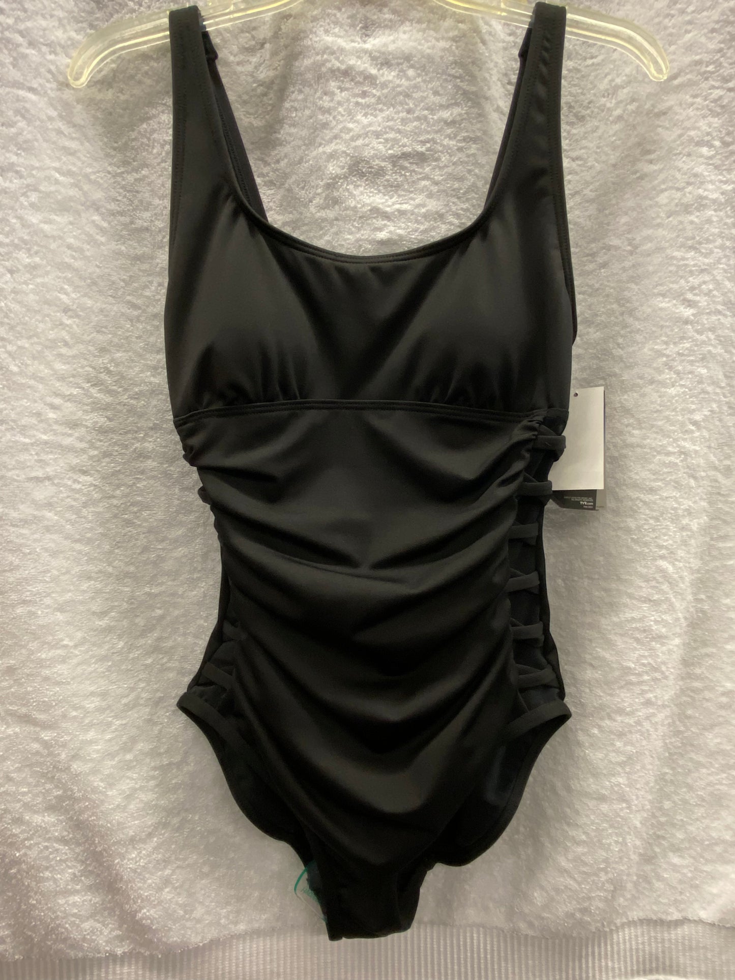 TYR Black Lattice Control Lift Size 10
