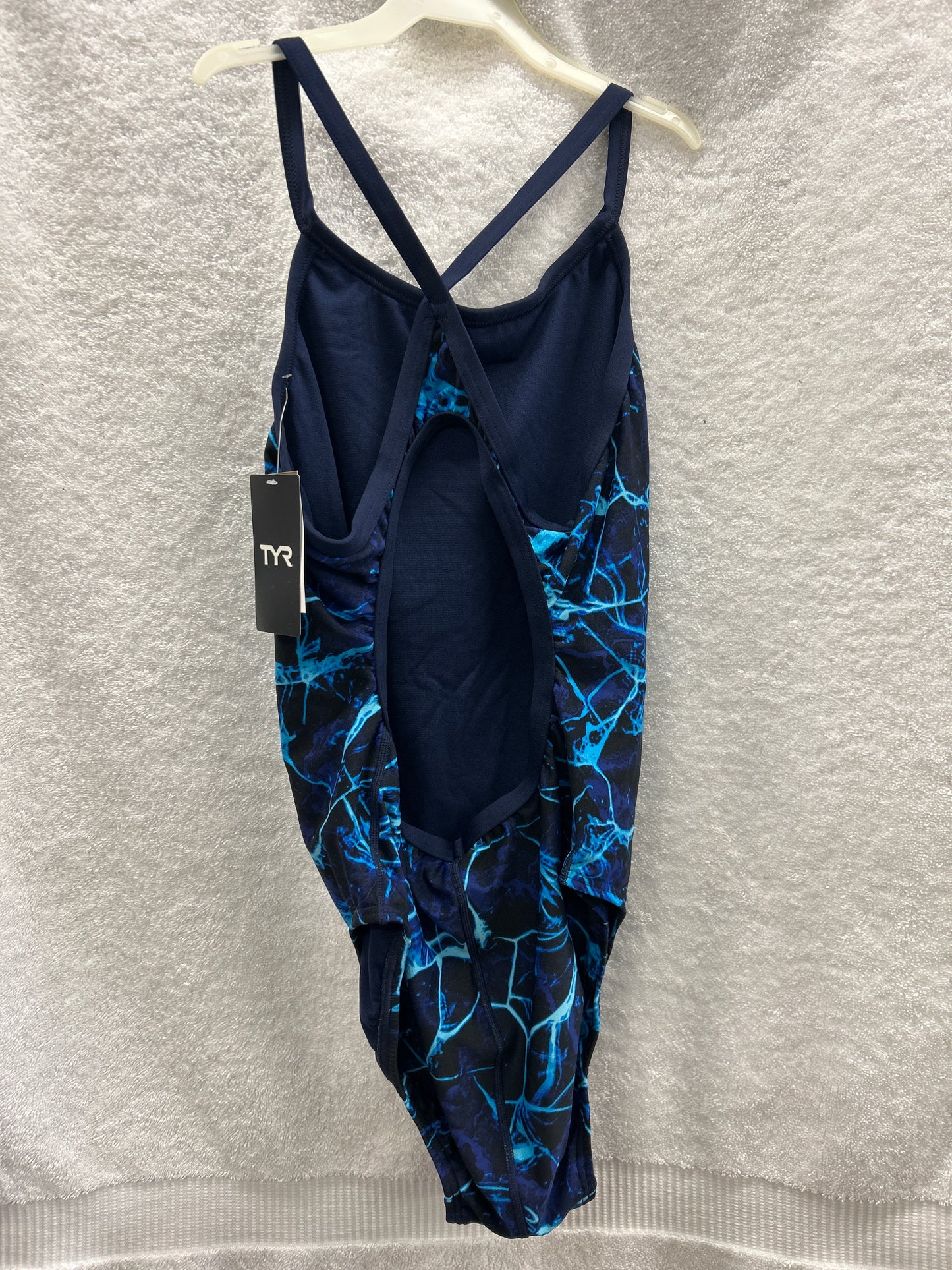 TYR Women’s Diamond Fit Synapse Blue Size 38