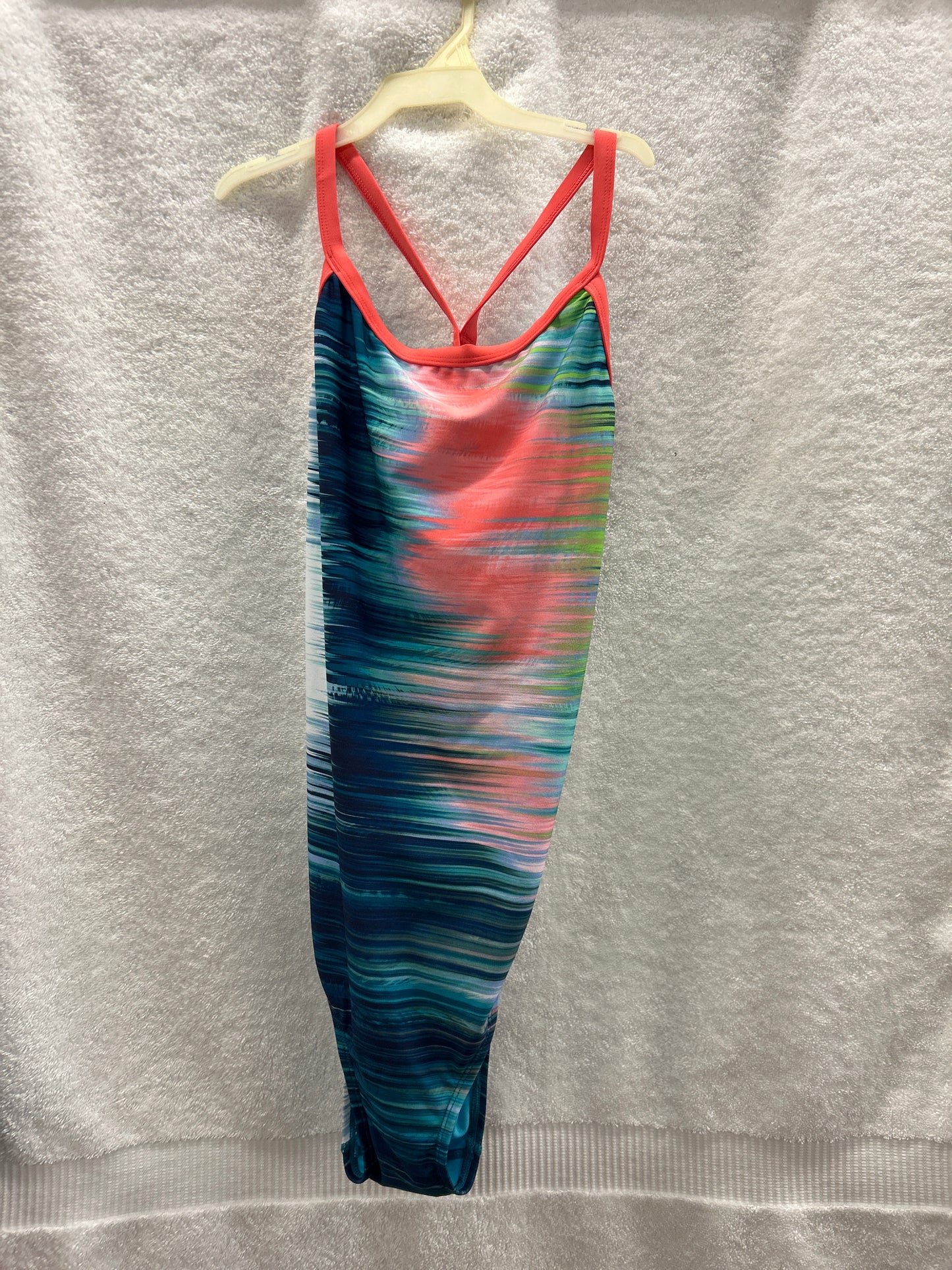TYR Women’s Diamond Fit Bravura White/Multi Size 38