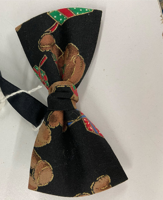 Festive Bear Bow Tie