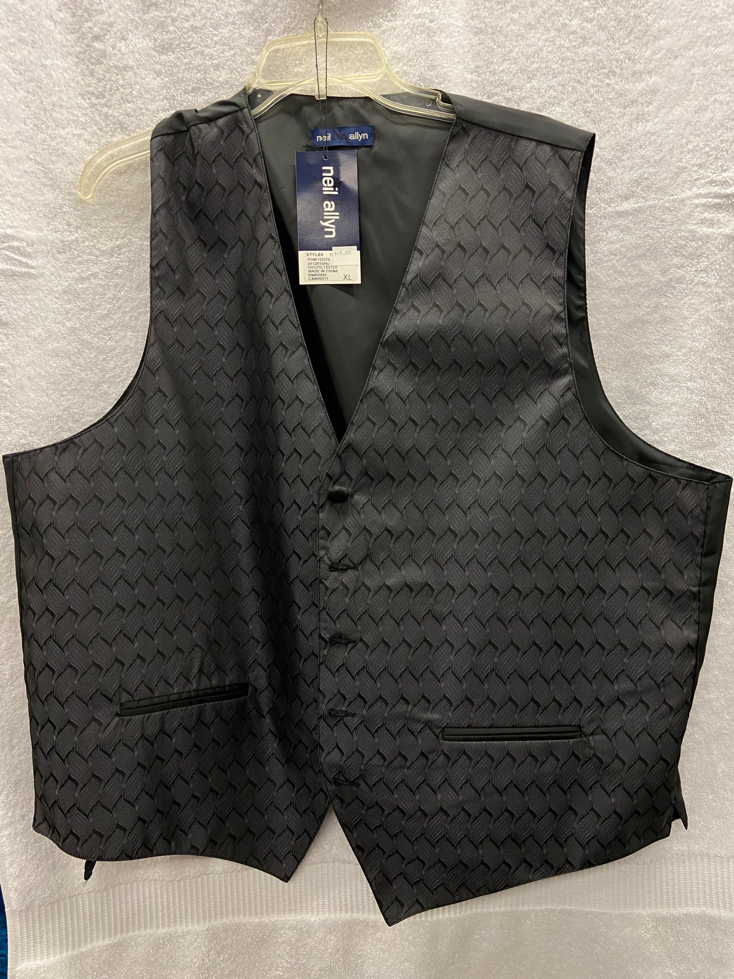 XL Black/Grey Patterned Vest
