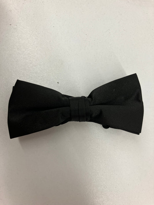 Regular Black Bowtie